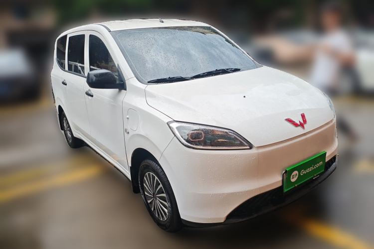 Used Wuling Hongguang New Energy 2024 All-Electric Model 300KM Standard Version Front Right 45 Deg