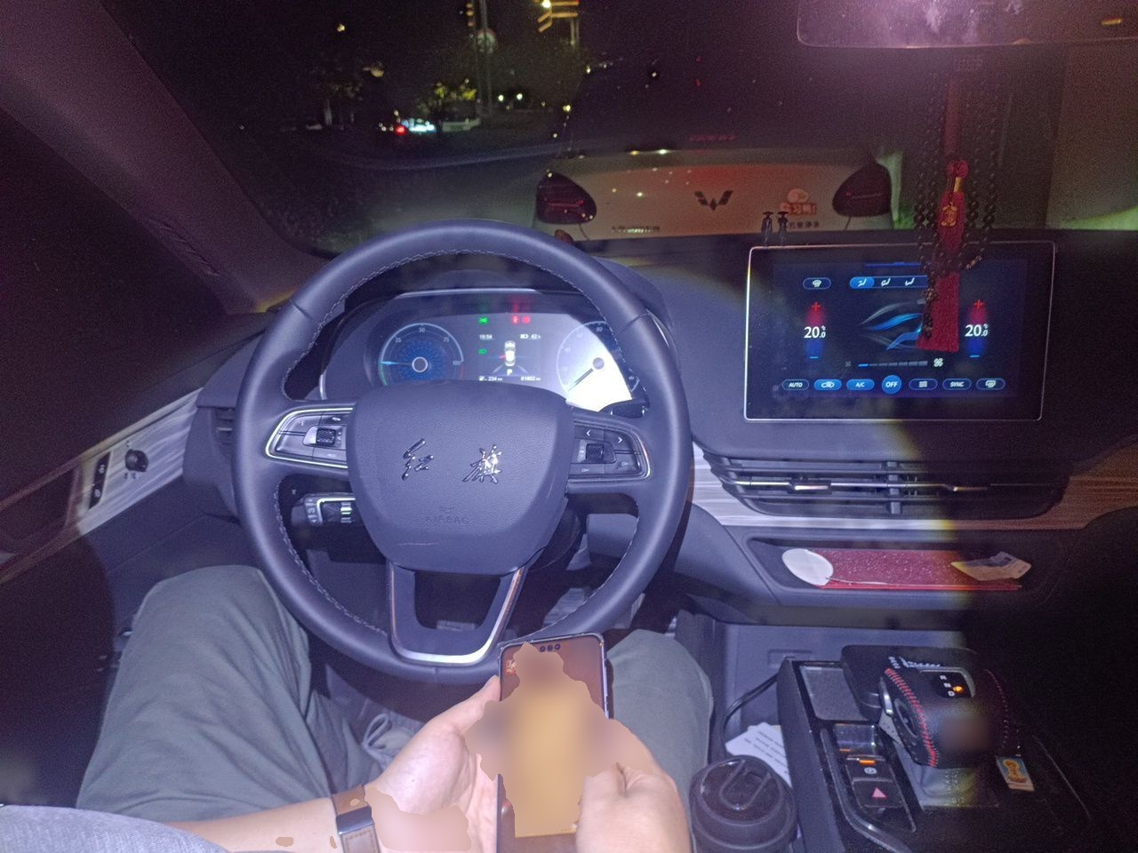 Hongqi E-QM5 2024 610 km PLUS — снимка 10