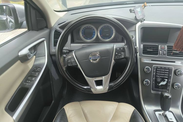 Used Volvo XC60 2011 T6 AWD Zhiya Edition
