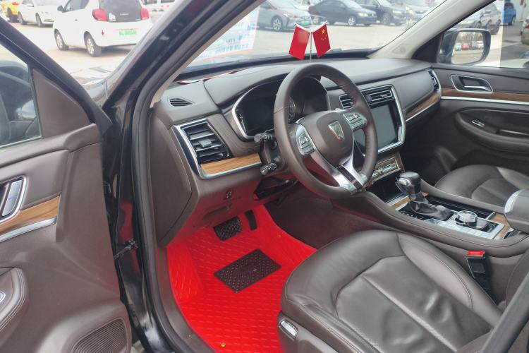 Used Roewe RX8 2018 30T Smart Connectivity All-Wheel Drive Supreme Edition