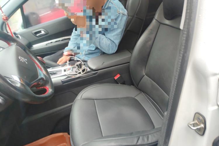 Used Peugeot 3008 2015 2.0L Automatic Classic Edition