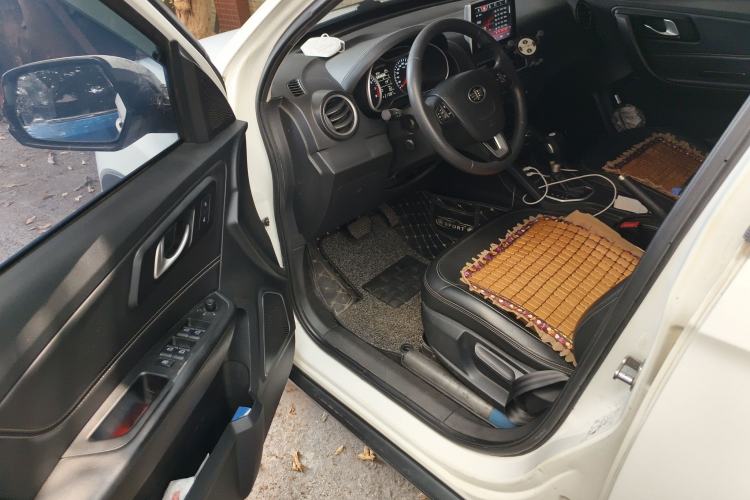 Used Bestune X40 2017 1.6L Automatic Prestige Edition
