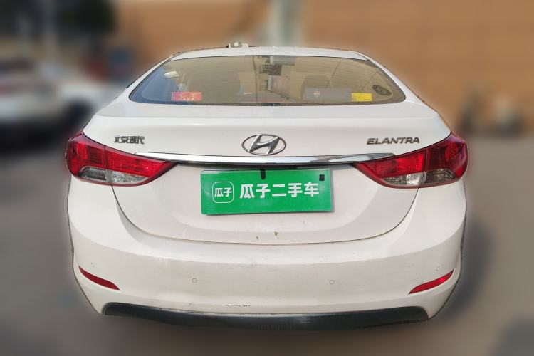 Used Hyundai Elantra (5th Generation / Langdong) 2015 1.6L Automatic Fashion Model