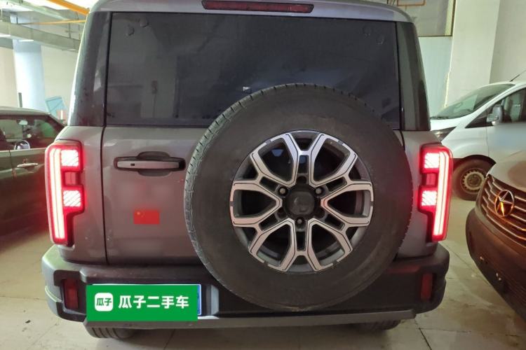 Used BAIC Off-Road BJ40 2024 2.0T All-New Urban Hunter Edition Pioneer Type
