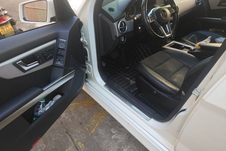 Used Mercedes-Benz GLK-Class 2015 GLK 260 4MATIC Dynamic Edition Ultimate Version
