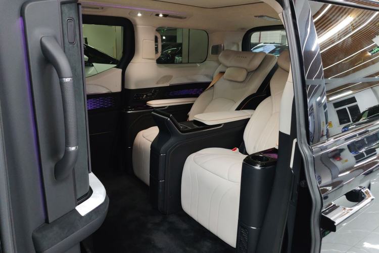 Used Zeekr 009 2024 GAC Trumpchi
