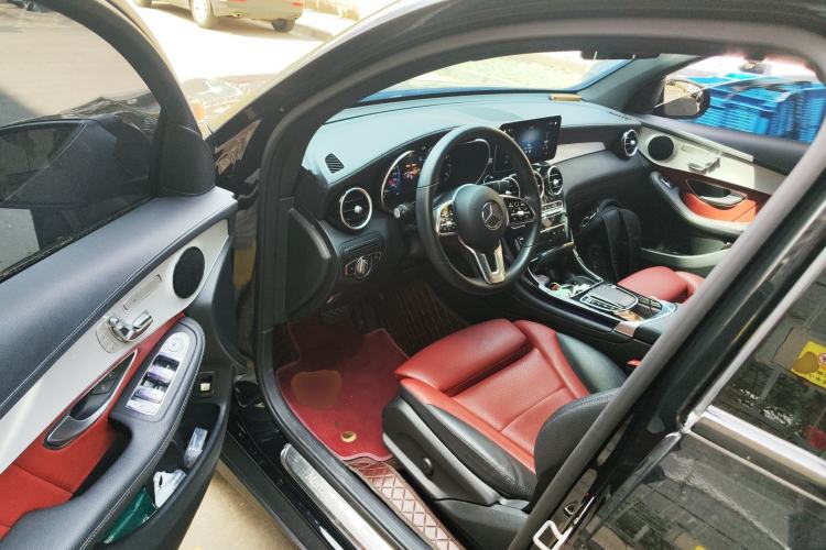 Used Mercedes-Benz GLC Coupe 2023 GLC 260 4MATIC Coupe SUV Driver Seat