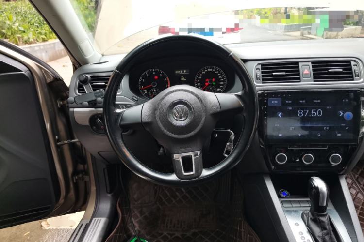 Used Volkswagen Sagitar 2014 Revised Version 1.4TSI Automatic Fashion Edition