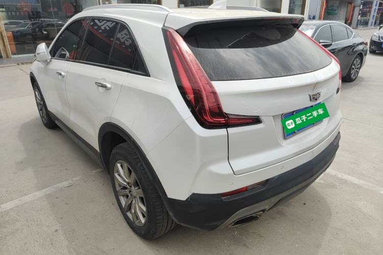 Used Cadillac XT4 2020 28T Two-Wheel-Drive Leading Version Exterior 2
