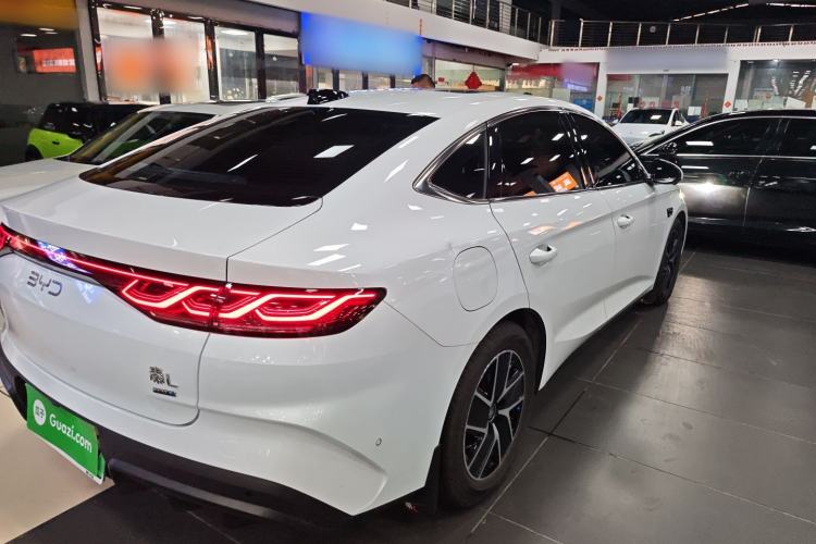 Used BYD Qin L 2025 DM-i Smart Drive 80KM Superior Model
