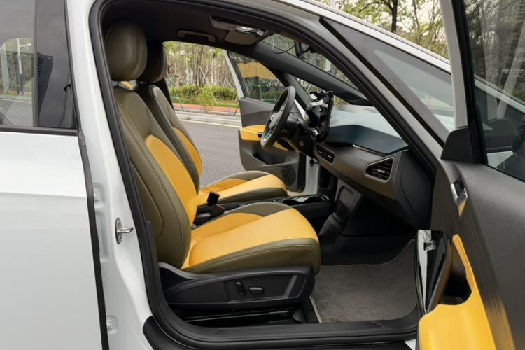 Used Volkswagen ID.3 2023 Pure Smart Edition Right Front Seat