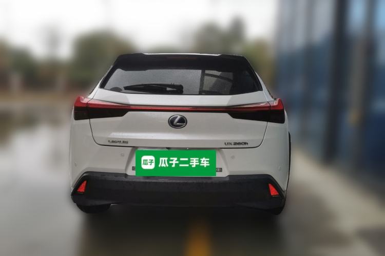 Used Lexus UX 2020 260h Explore-Cool Edition
