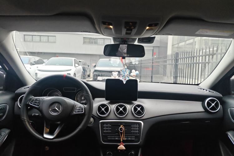 Used Mercedes-Benz GLA 2016 GLA 200 Fashion Model
