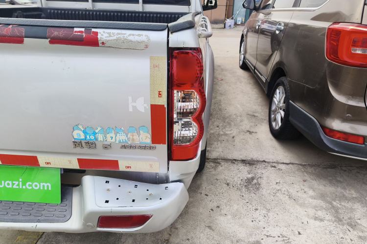 Used Great Wall Wingle 5 2017 2.0T European Version Diesel Two-Wheel Drive Advanced Large Double-Cab GW4D20E