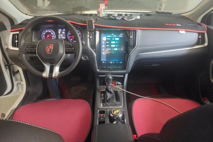 Used Roewe i6 2019 PLUS 1.6L CVT 4G Connected Luxury Deluxe Edition Center Console