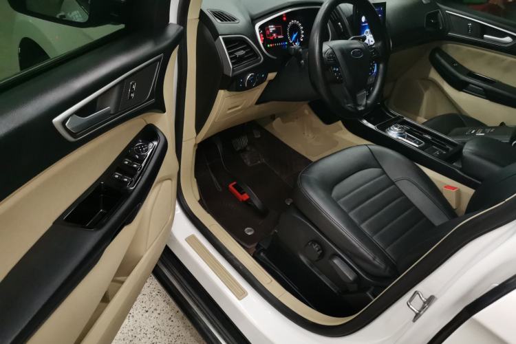 Used Ford Edge 2020 EcoBoost 245 Two-Wheel-Drive Titanium 5-Seater
