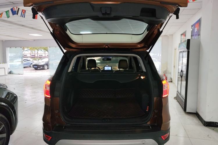 Used Ford Kuga 2018 EcoBoost 180 Two-Wheel-Drive Platinum Edition