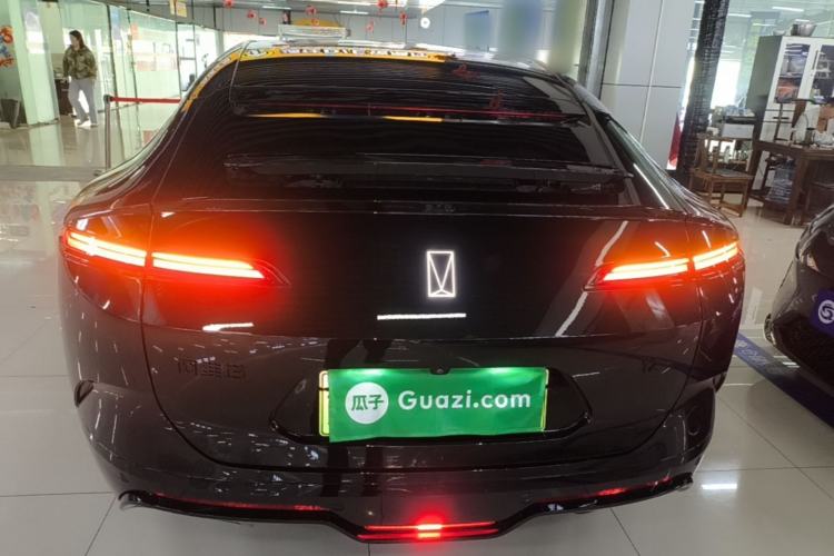 Used Avatr 12 2025 Updated Ultra All-Electric Four-Wheel Drive Rear