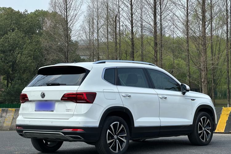 Used Volkswagen Tharu 2020 330TSI All-Wheel-Drive Luxury Edition China VI Standard
