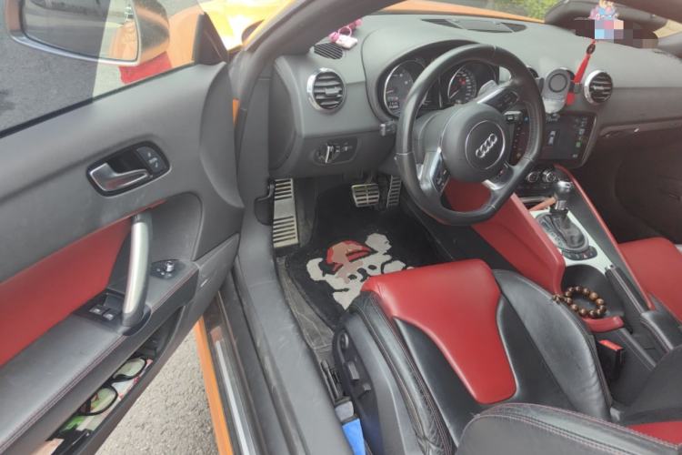 Used Audi TTS 2011 TTS Coupe 2.0TFSI quattro Driver Seat