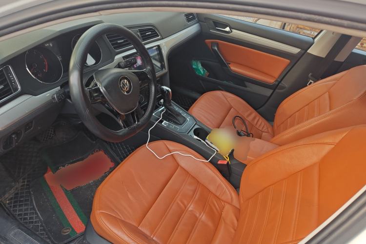 Used Volkswagen Lamando 2015 230TSI DSG Fashion Edition