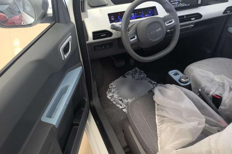 Used Geely Auto Panda 2024 Panda Mini 200km Longteng PRO Edition