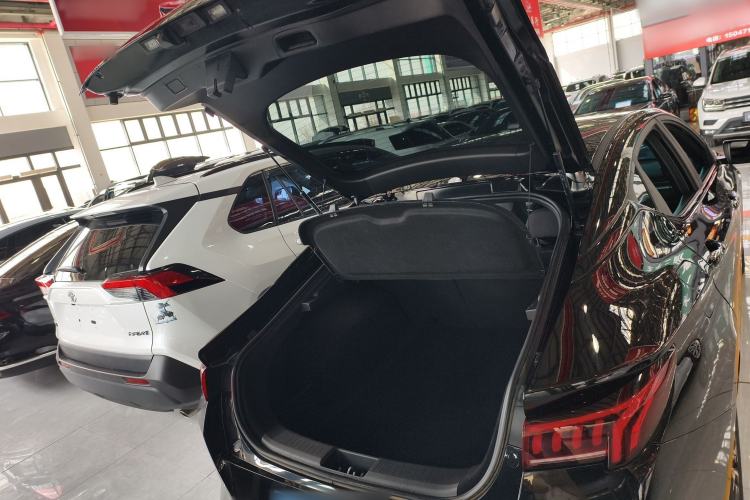 Used JAC A5 PLUS 2023 1.5T Automatic Prestige Model Trunk