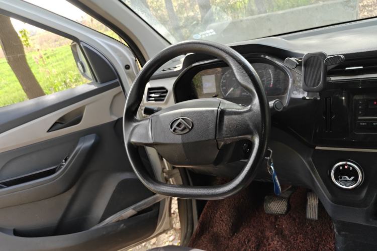 Used SAIC MAXUS EV30 2021 Pure Electric Smart Logistics Expert with Long Wheelbase—CATL