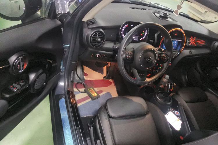 Used MINI MINI 2021 2.0T COOPER S Classic Edition
