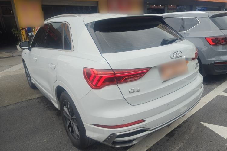 Used Audi Q3 2022 35 TFSI Progressive Dynamic Edition
