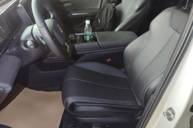 Used BYD Qin L 2025 DM-i Smart Drive 120KM Leading Model Left Front Seat