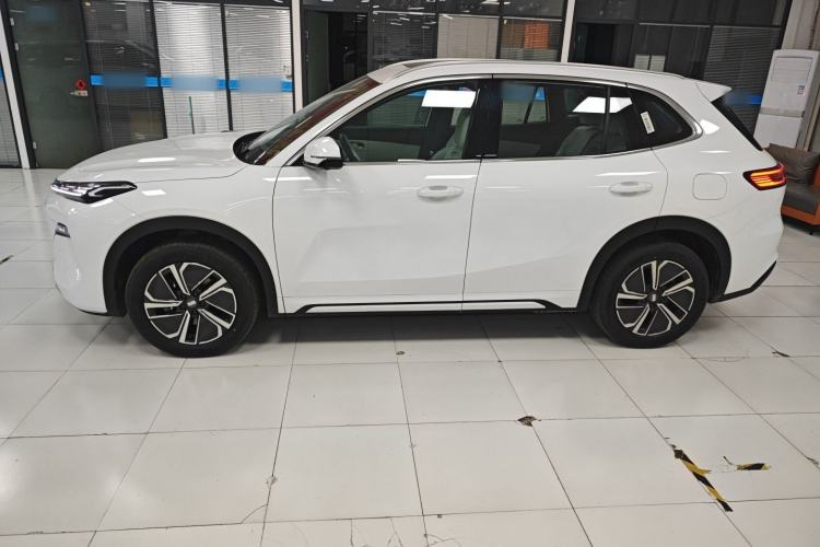 Used Geely Galaxy Galaxy Xingjian 7 EM-i 2025 120km Exploration+ Version