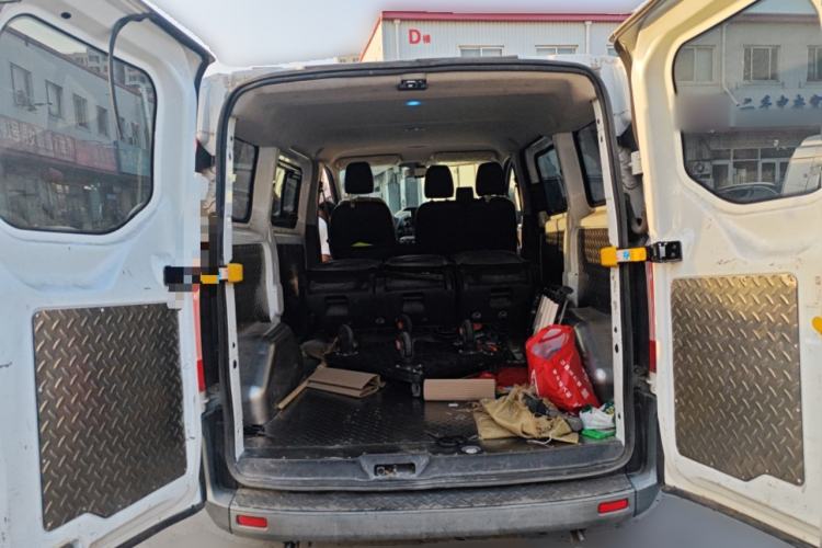 Used Ford Transit 2019 2.0T Diesel Multi-Purpose Commercial Vehicle Short Wheelbase Low Roof 6-Seater China VI Standard
