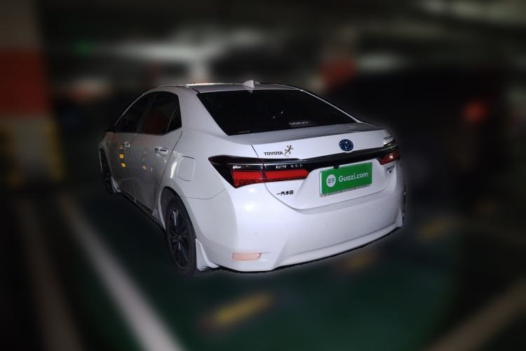 Used Toyota Corolla 2016 Dual-Engine 1.8L E-CVT Elite Edition