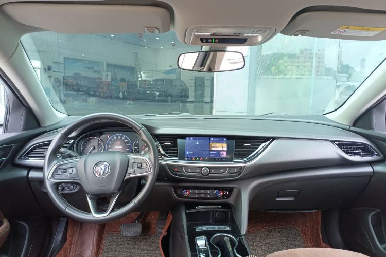 Used Buick Regal 2020 552T Luxury Version Center Console