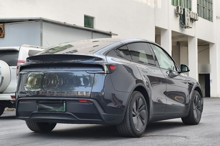 Used Tesla Model Y 2025 Rear-Wheel Drive First Edition
