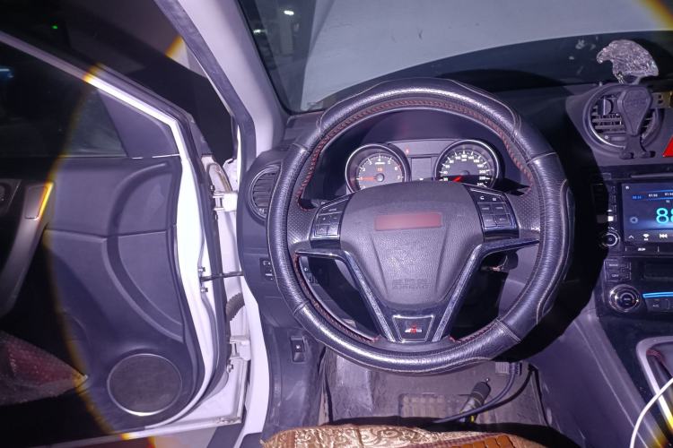 Used Haval H6 2013 Upgraded Model 1.5T Manual Two-Wheel Drive Elite Version