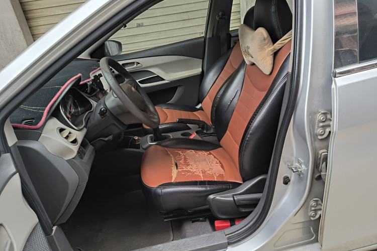 Used Chevrolet Sail 2015 Sail 3 1.3L Manual Warm Edition
