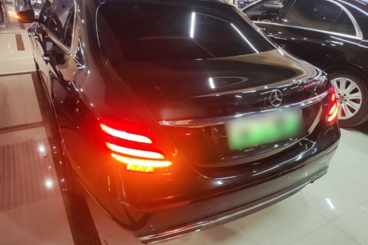 Used Mercedes-Benz E-Class New Energy 2020 E 300 e L Rear