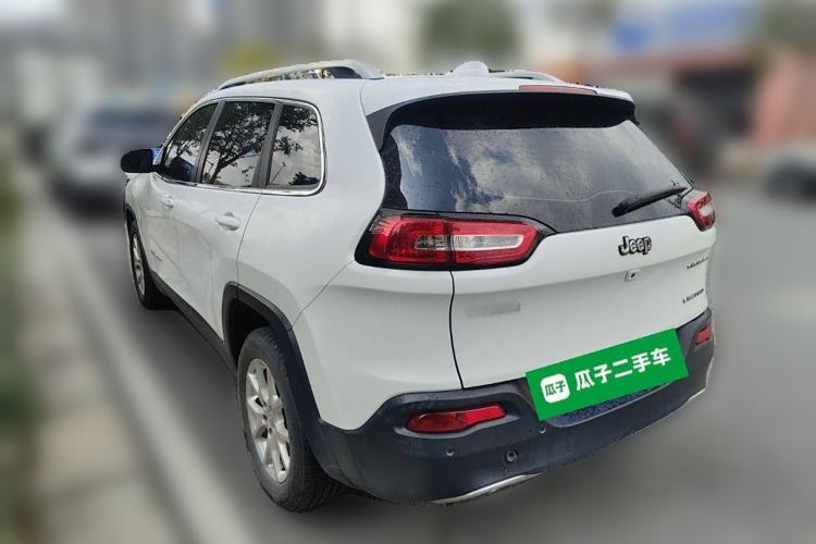 Used Jeep Cherokee 2017 2.0L Superior Edition