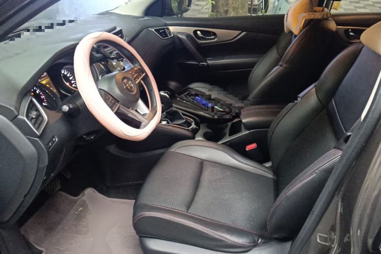 Used Nissan Qashqai 2019 2.0L CVT Luxury Edition Left Front Seat