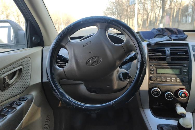 Used Hyundai Tucson 2013 2.0L Manual Two-Wheel Drive Fashion Edition