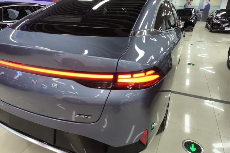 Used XPeng P5 2022 460E+ Exterior 6