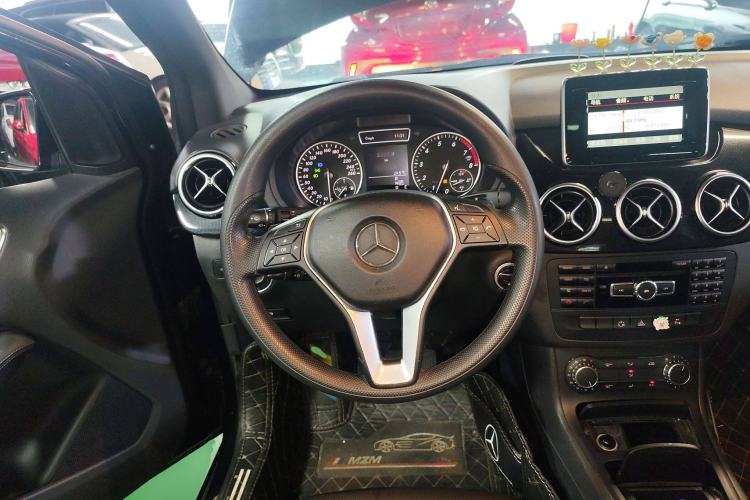 Used Mercedes-Benz B-Class 2012 B 180 base model (imported)
