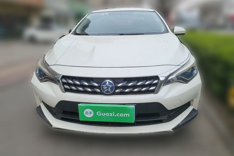 Used Venucia D60 2019 100 000-Yuan Glory 1.6L XE Manual – Chenxiang Edition China VI

