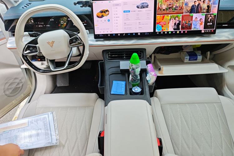 Used NETA L 2024 Extended-Range 310 Flash-Charge Red Edition
