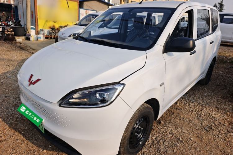 Used Wuling Hongguang New Energy 2025 Extended-Range Hybrid 50 km Utility Version