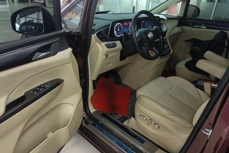 Used Buick GL8 2022 ES Landtrek 653T Luxury Edition Driver Seat