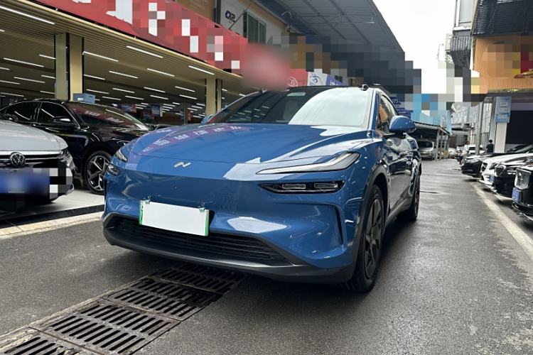 Used ONVO L60 2024 60 kWh Rear-Drive Version