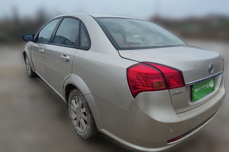 Used Buick Excelle 2011 1.6 LE-MT
